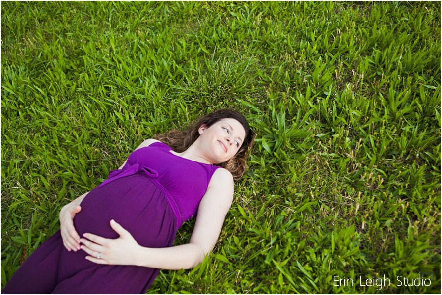 overland park maternity shoot at shawnee mission park